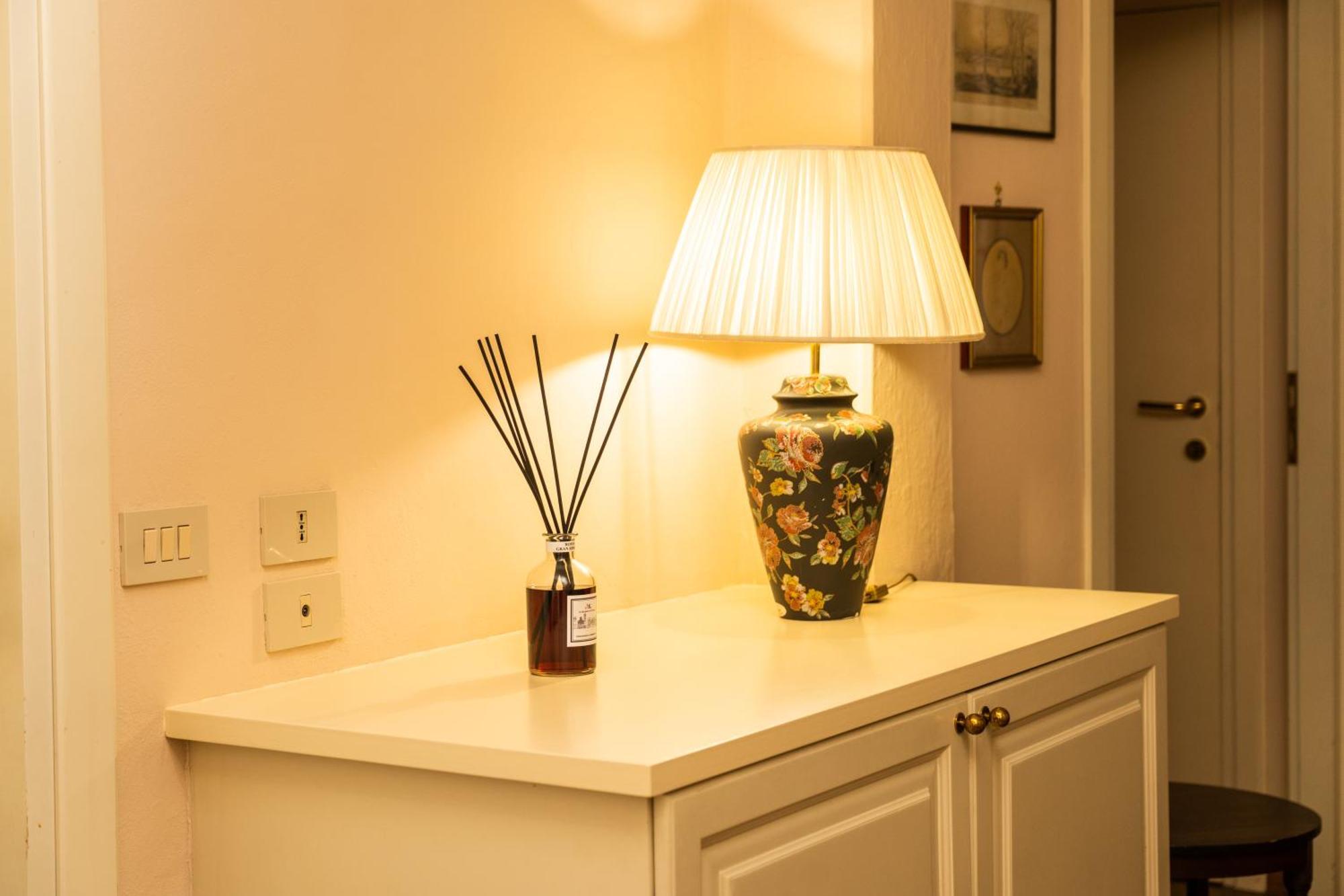 Il Gallo - Charming Apartment In Lucca Heart Лукка Экстерьер фото