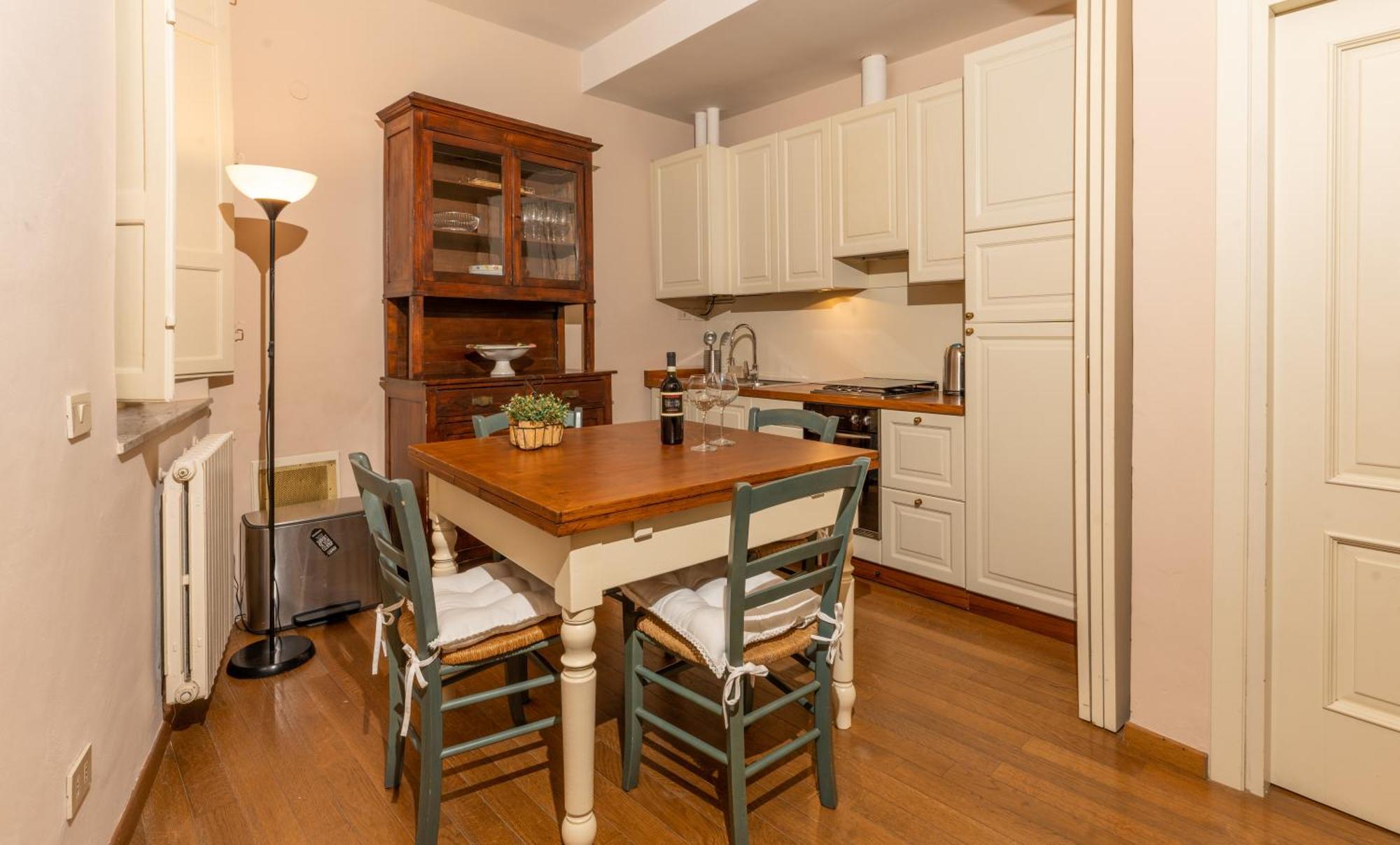 Il Gallo - Charming Apartment In Lucca Heart Лукка Экстерьер фото