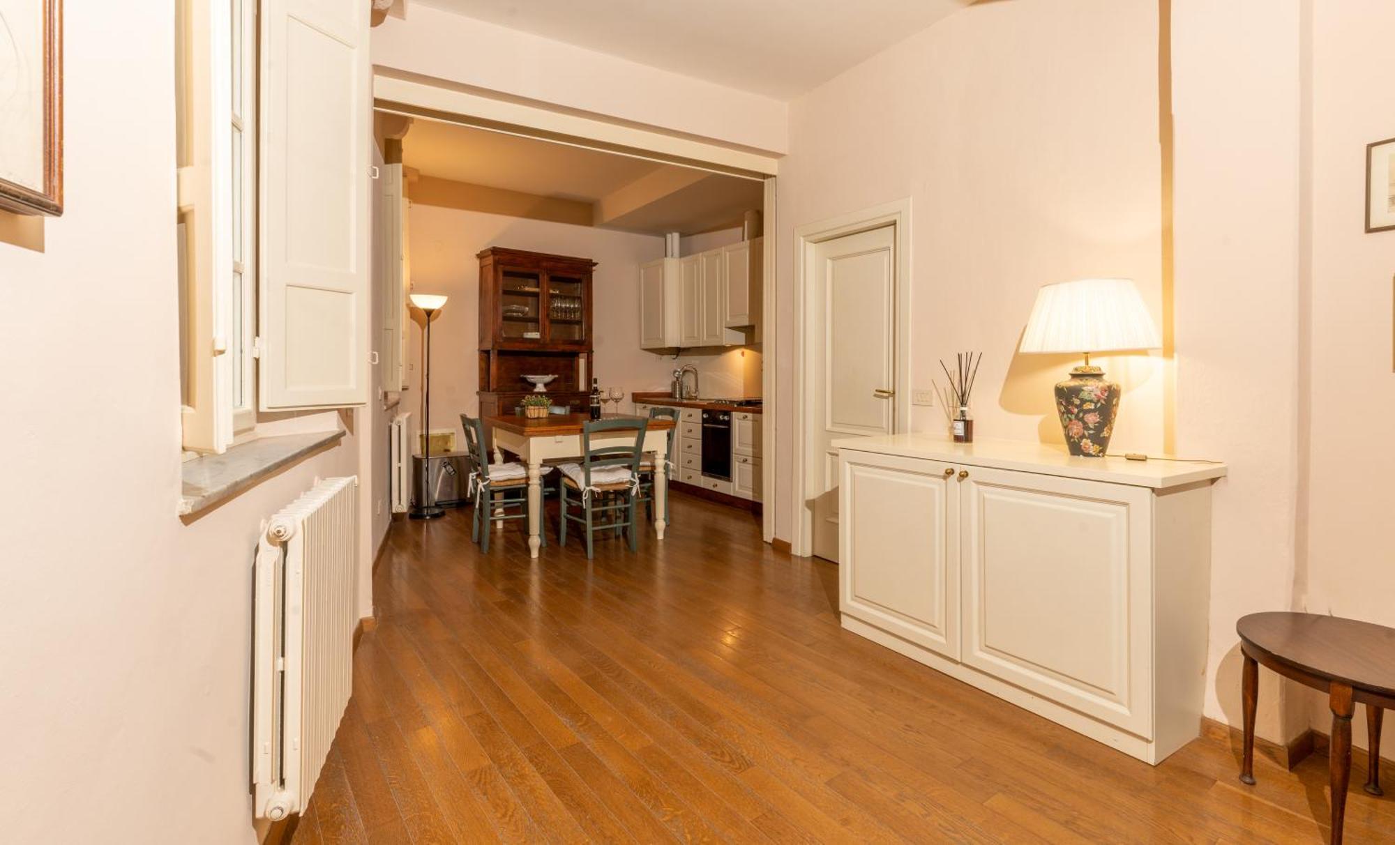 Il Gallo - Charming Apartment In Lucca Heart Лукка Экстерьер фото