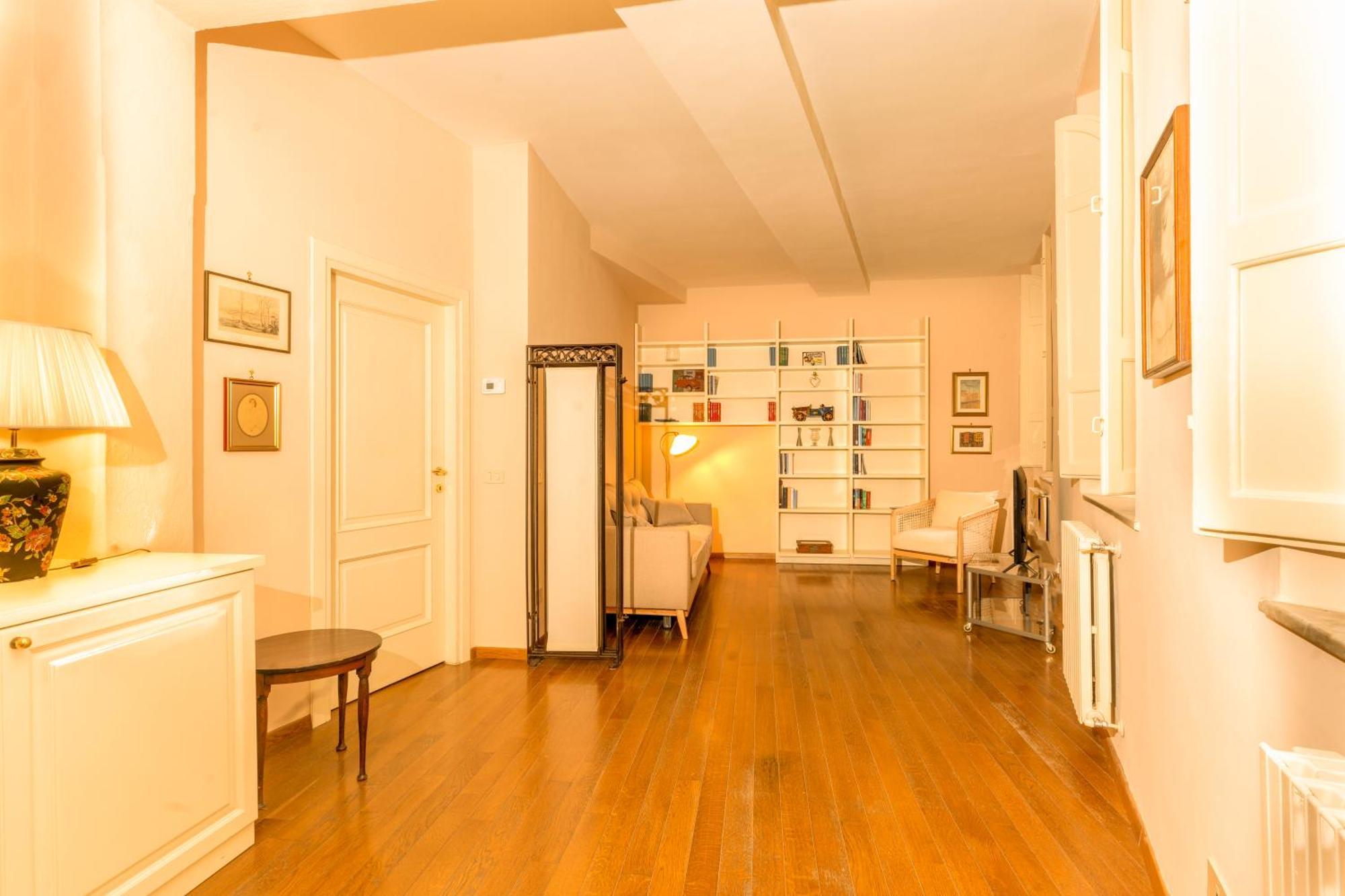 Il Gallo - Charming Apartment In Lucca Heart Лукка Экстерьер фото